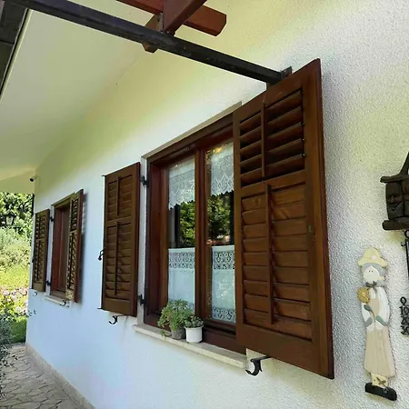 Mediterranean Garden For 2 Couette-café Lovran